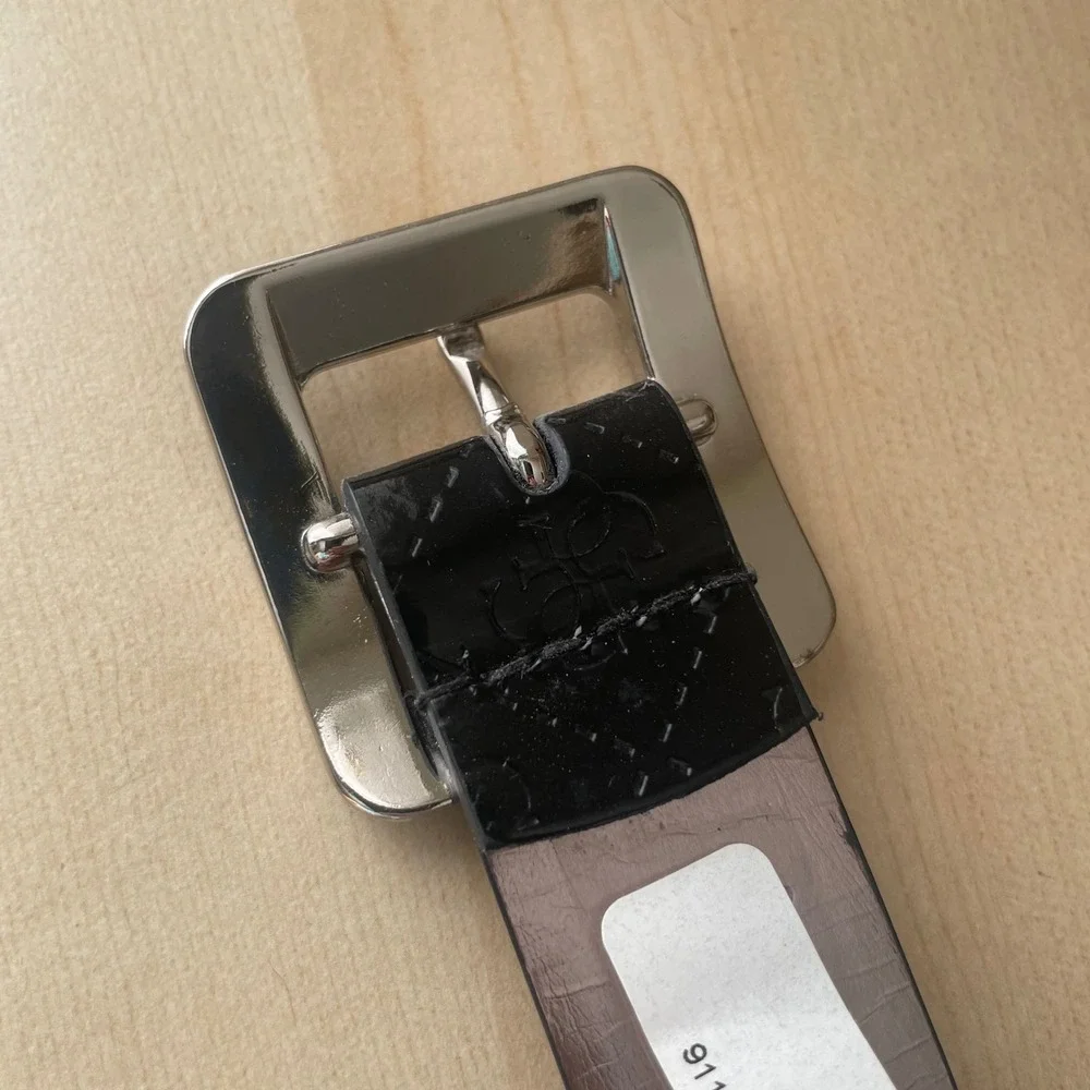 GUESS Debossed Quattro Logo Belt Black Silver Designer Preppy NEW with‎ Tag